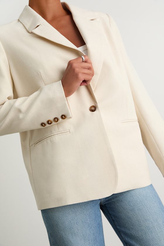 Maita Ivory Linen Oversized Blazer 2