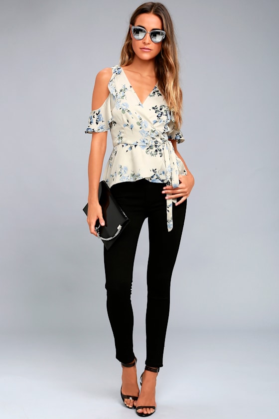Everything's Bouquet Beige Floral Print Wrap Top 2