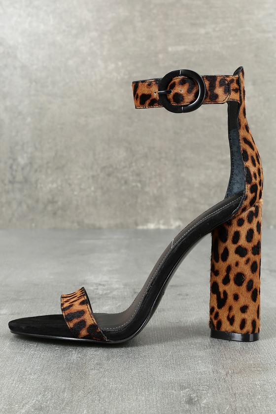 Kendall kylie pumps hot sale