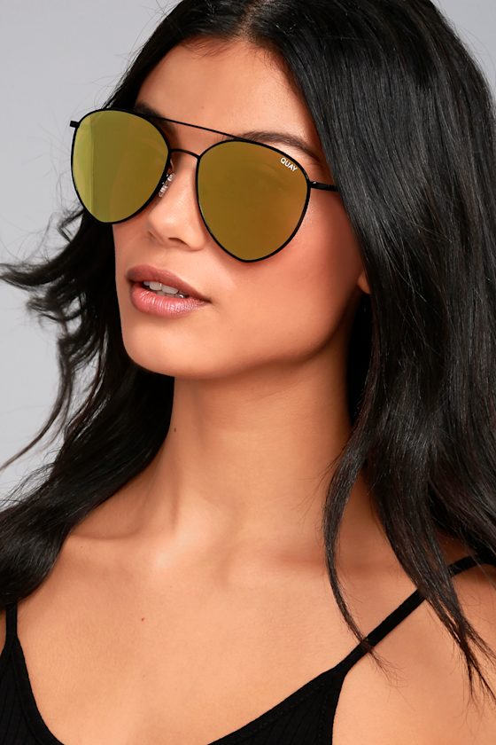 Quay Indio Black and Gold Aviator Sunglasses 3