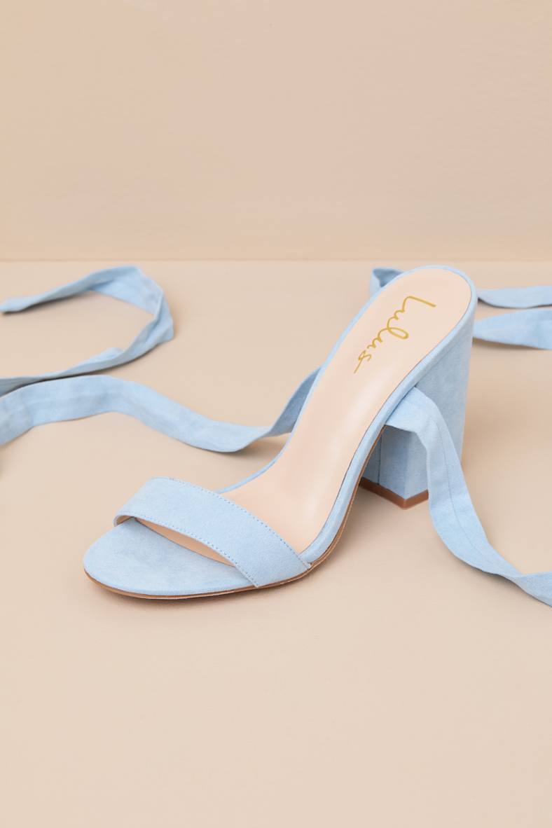 Cute Dresses, Tops, Shoes & Clothing for Women
