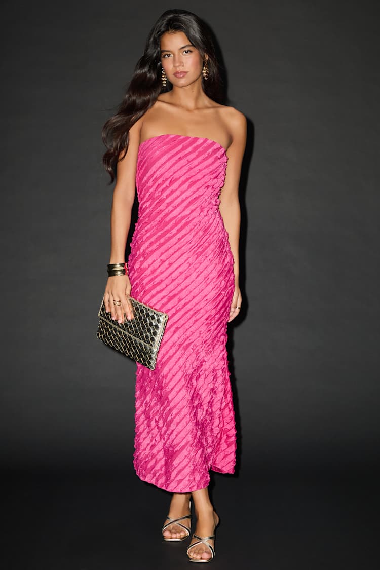 Faelyn Magenta Strapless Ruffled Midi Dress Faelyn Magenta Strapless Ruffled Midi Dress