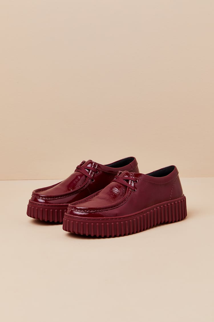 Torhill Bee Burgundy Patent Leather Flatform Lace-Up Loafers