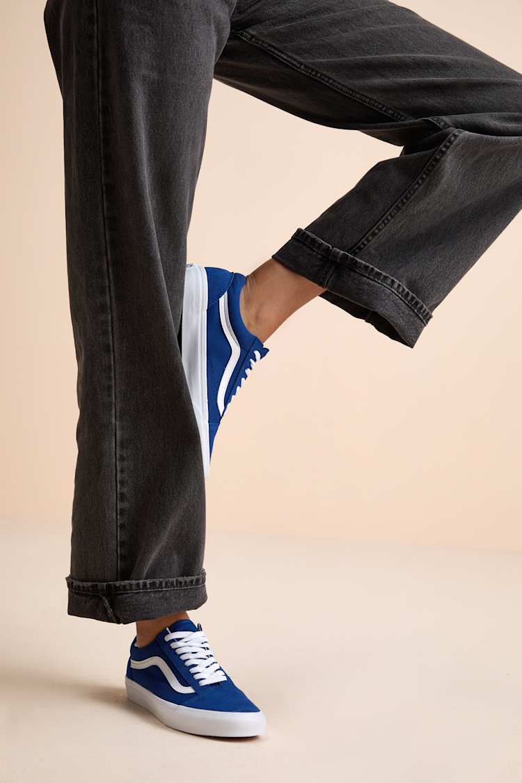 vans old skool jersey lace dress blue True - Lace-Up Sneakers - Canvas Sneakers Style Season Description:FALL 2024 DELIVERY 3