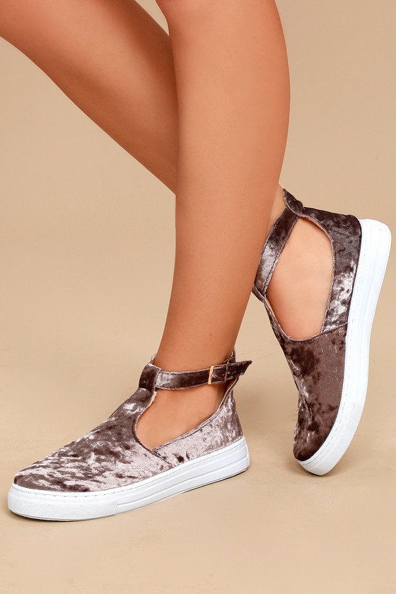 mauve colored sneakers
