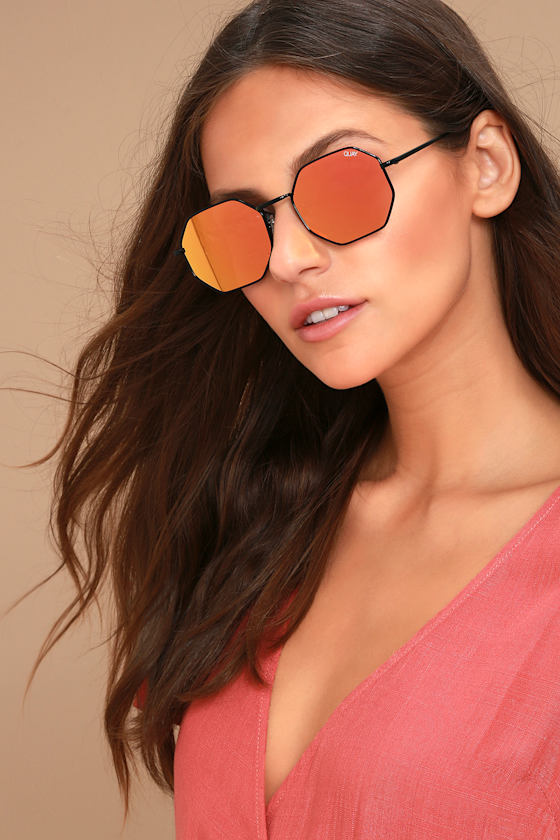 Quay On a Dime Black and Pink Mirrored Sunglasses 1