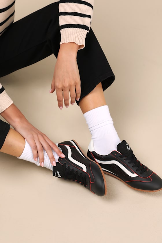 Vans Super Lowpro Black/Red - Leather Sneakers - Lace-Up Sneakers