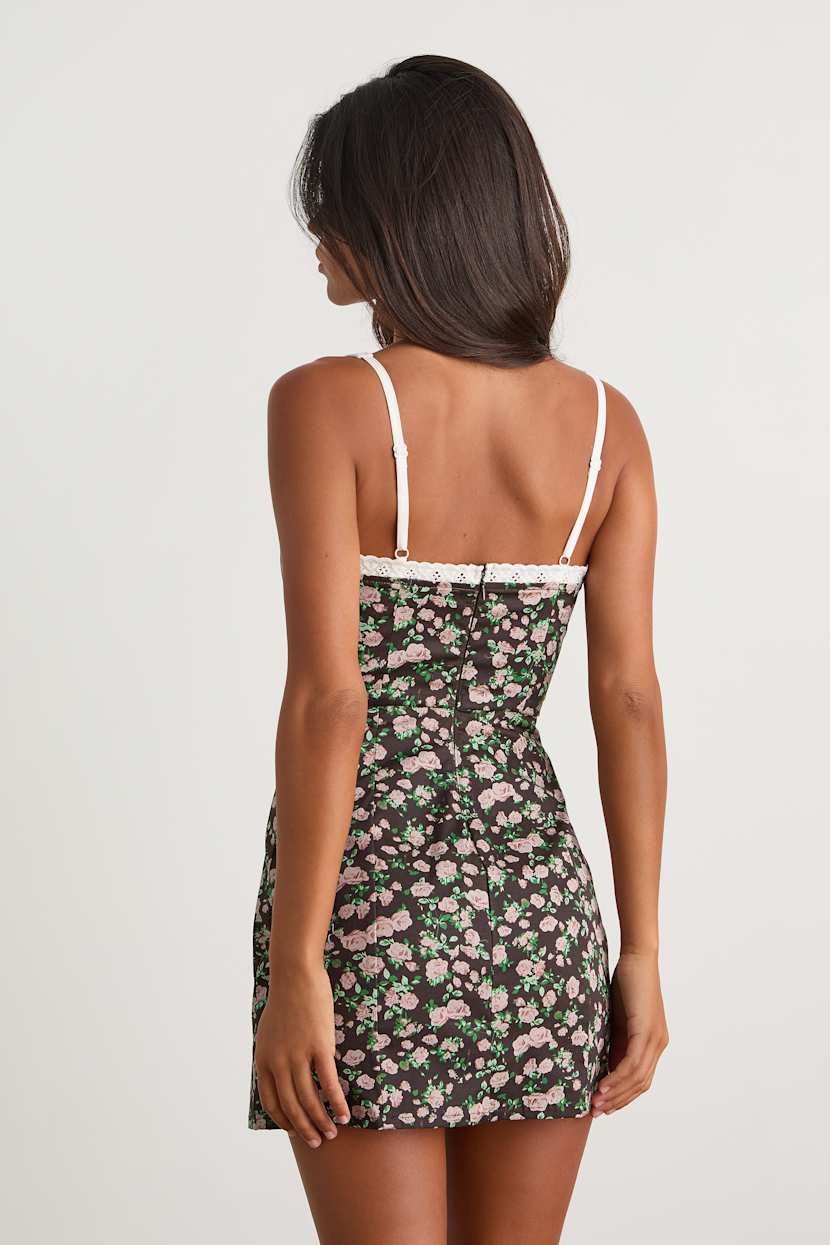 Cute Dresses, Tops, Shoes & Clothing for Women