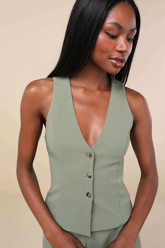 Gracinda Sage Button-Front Vest Top 2