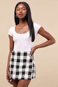 Tillie Black and White Gingham High-Rise Skort 2