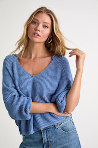 Deela Blue V-Neck Pullover Sweater 1