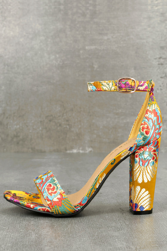lulus yellow heels