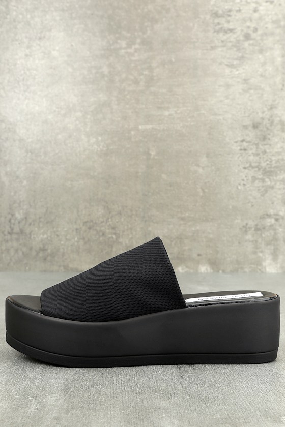 Steve Madden Slinky Black Platform Slide Sandals 1