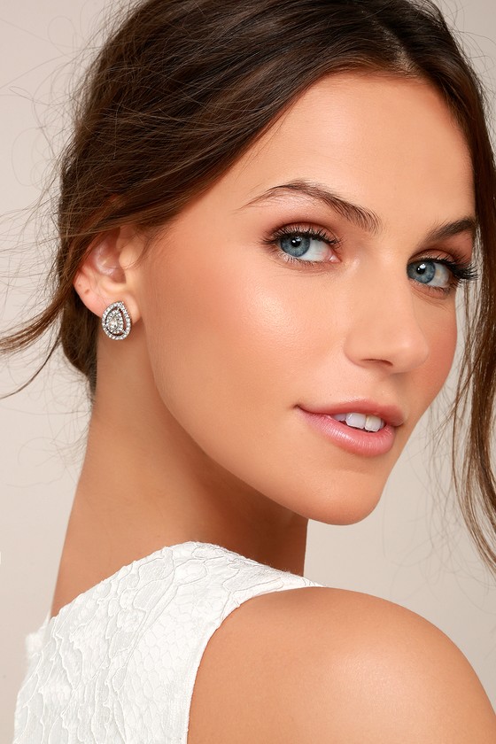 Lovely Silver Earrings - Rhinestone Earrings - Lulus