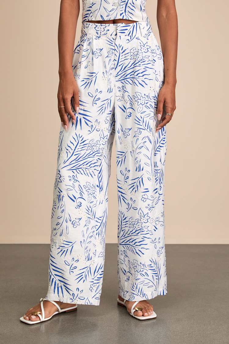 Cute Dresses, Tops, Shoes & Clothing for Women