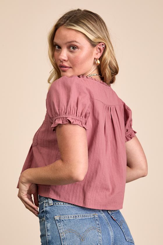 Cute Dresses, Tops, Shoes & Clothing for Women