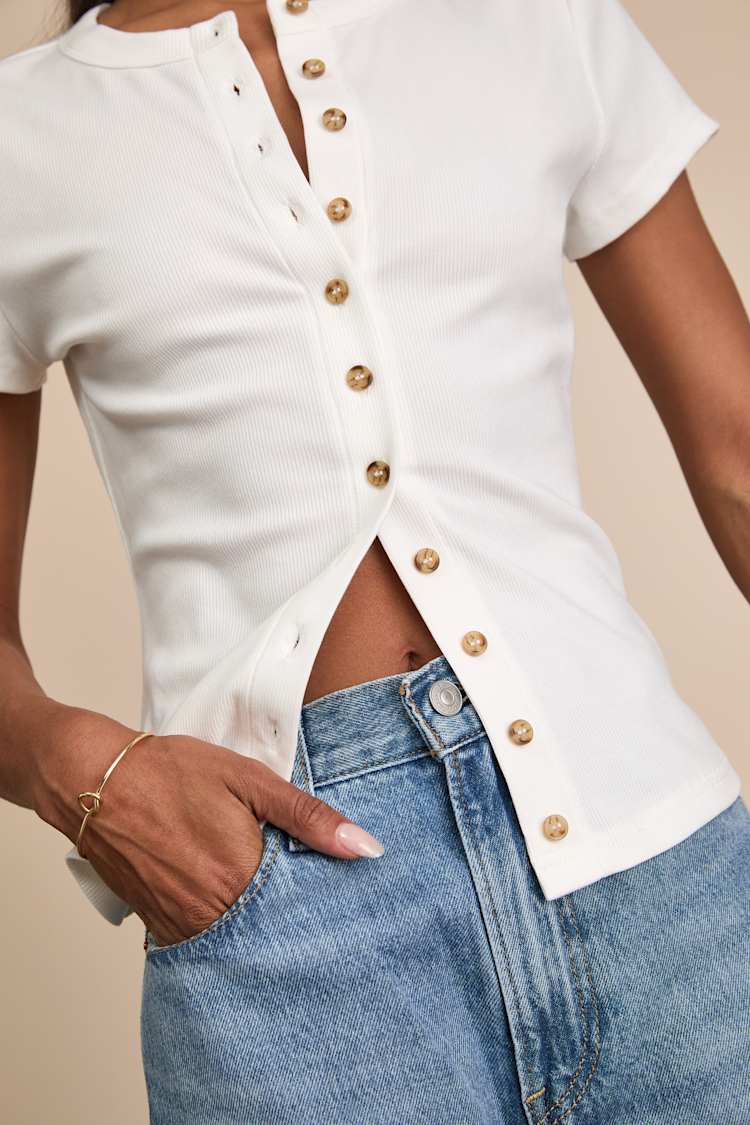 Cute Dresses, Tops, Shoes & Clothing for Women