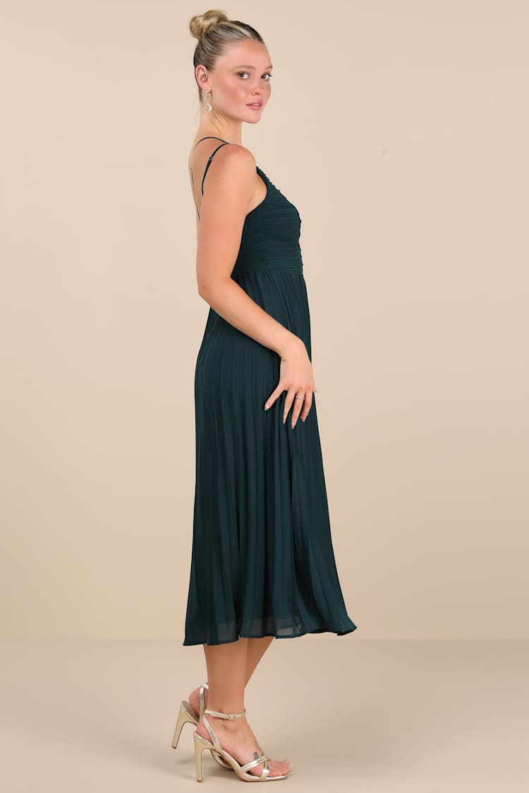 Wondrous Muse Emerald Pleated One-Shoulder Midi Dress