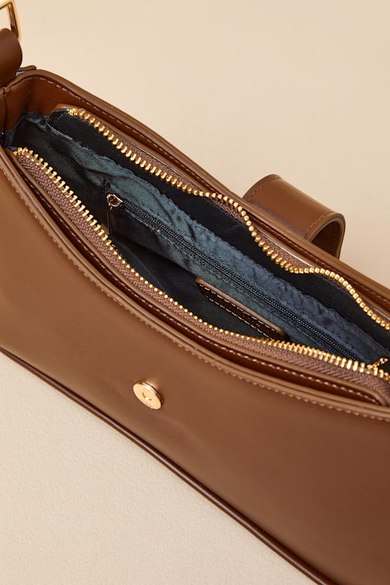 Oh-So Chic Brown Buckle Shoulder Bag