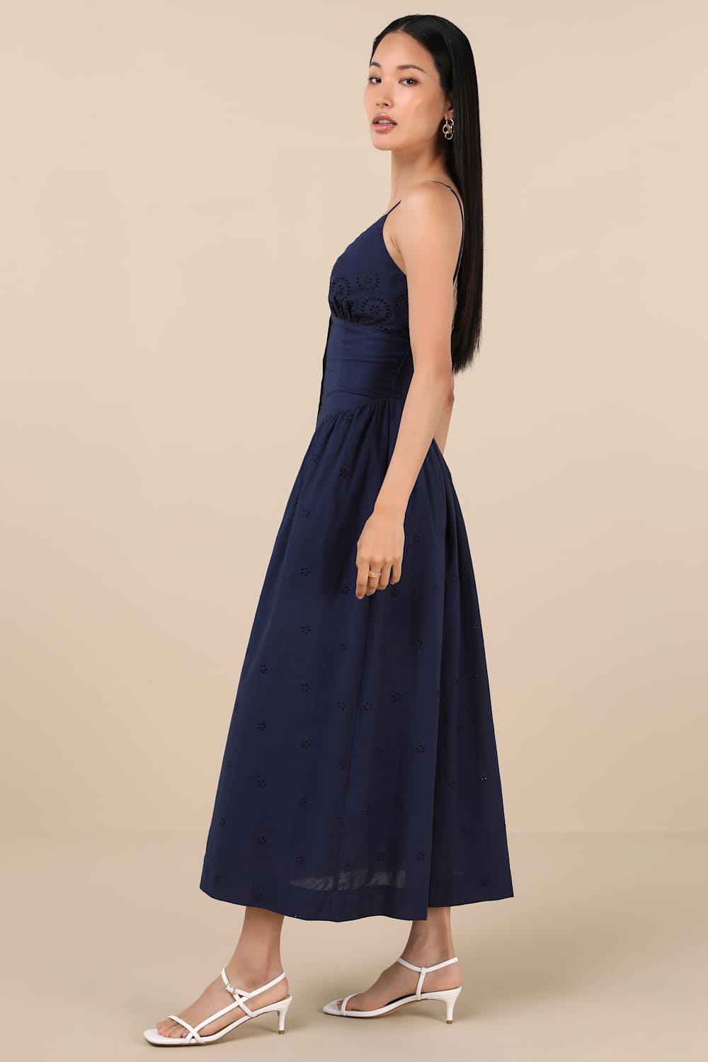 Cute Dresses, Tops, Shoes & Clothing for Women