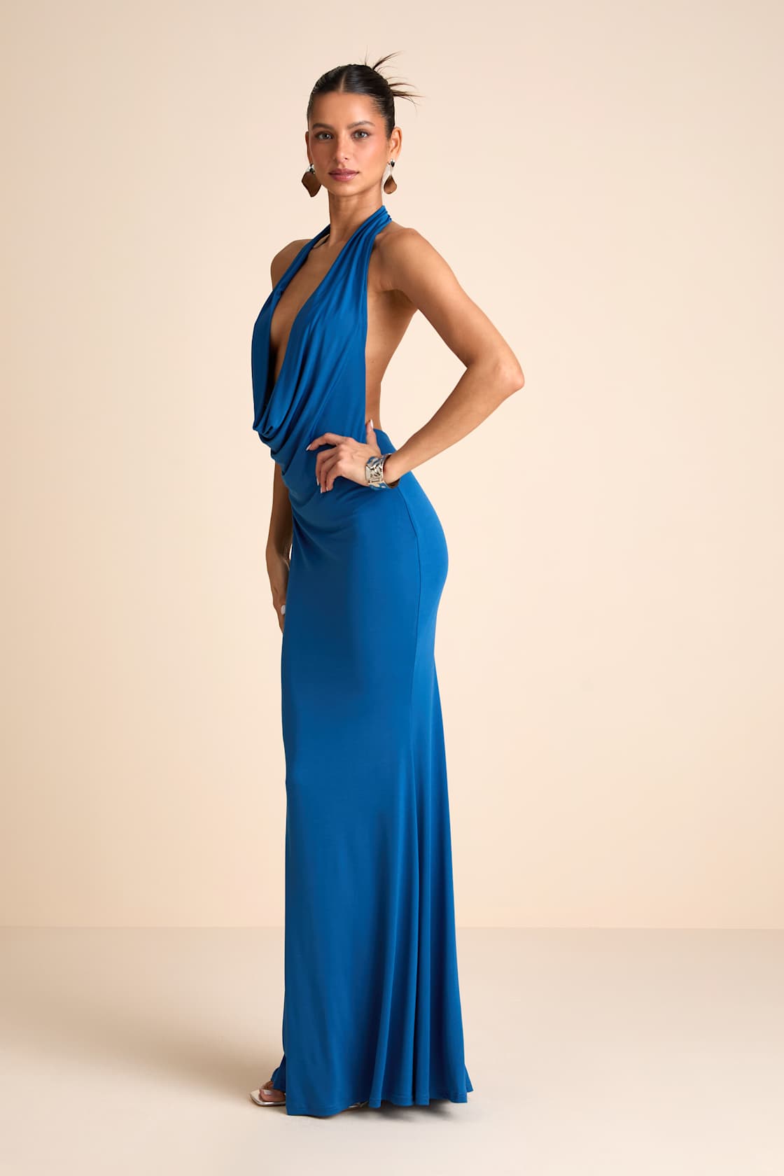 Eye-Catching Silhouette Blue Cowl Neck Halter Maxi Dress