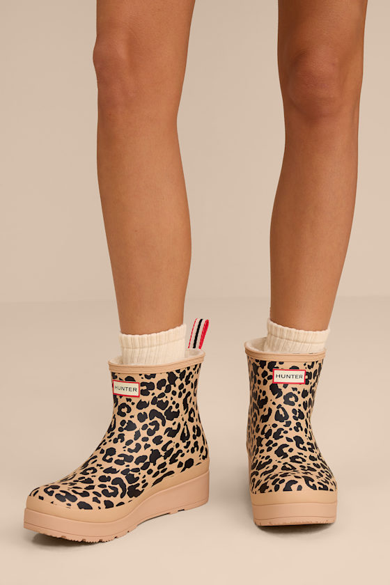 Hunter W Play Short Leopard - Shearling Rainboots - Rainboots - Lulus