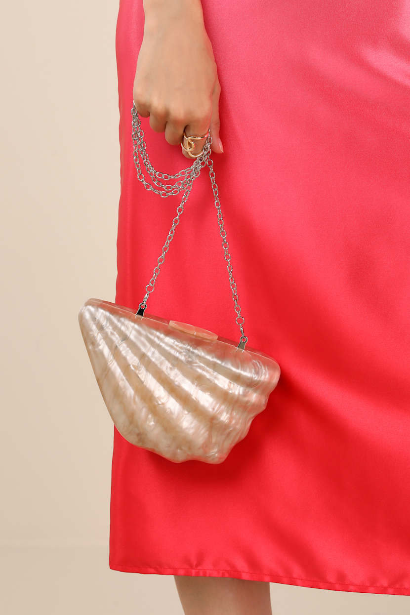 Mulalie Champagne Marbled Shell Hard Case Clutch