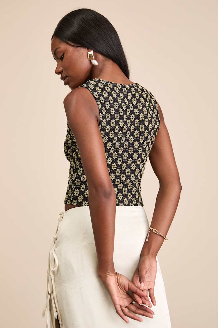 Majorly Delightful Black and Yellow Floral Textured Tank Top