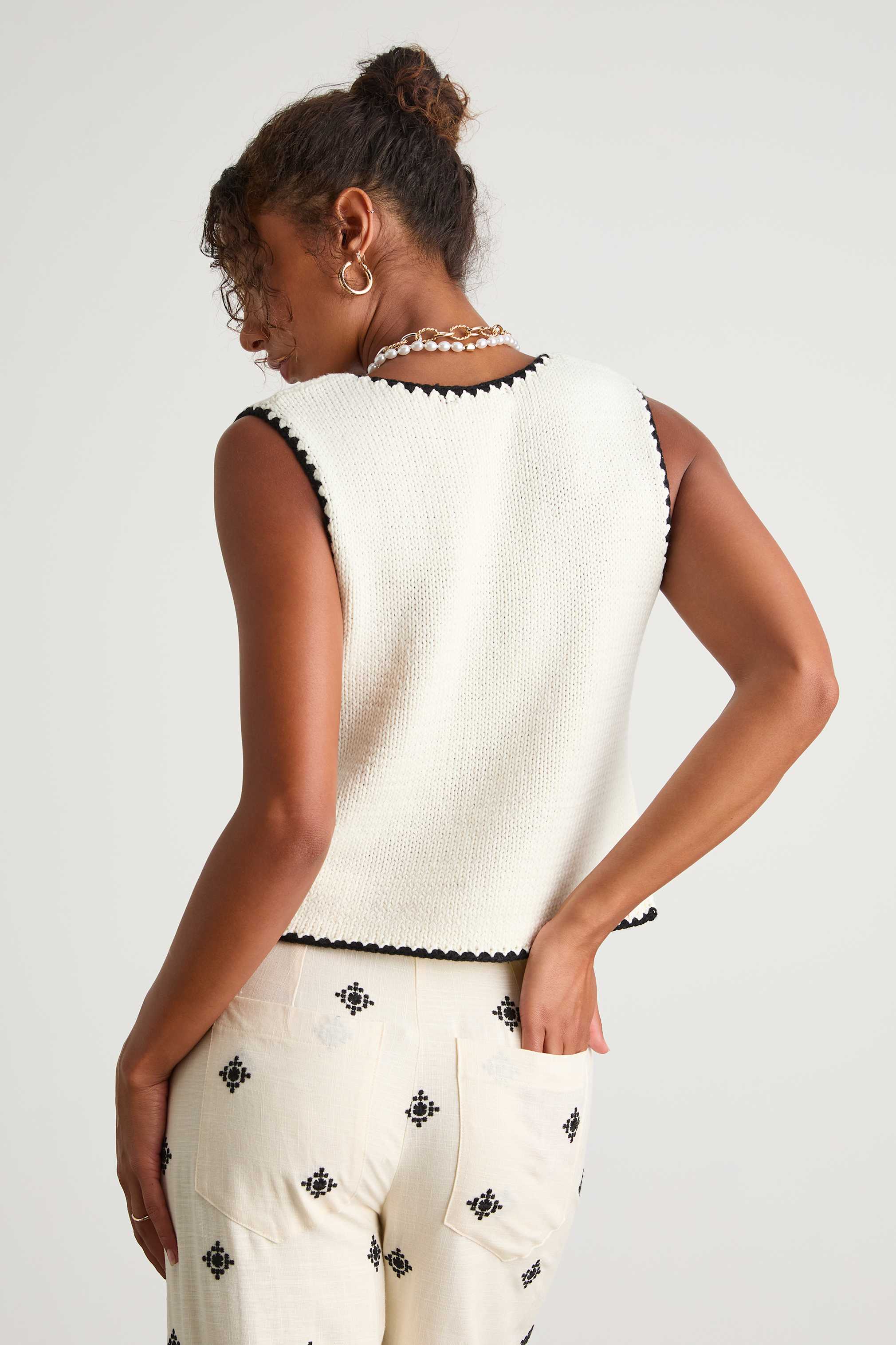 Aderyn White and Black Sweater Knit Button-Front Vest Top