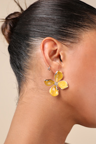 Jelsie Yellow Flower Statement Earrings 1