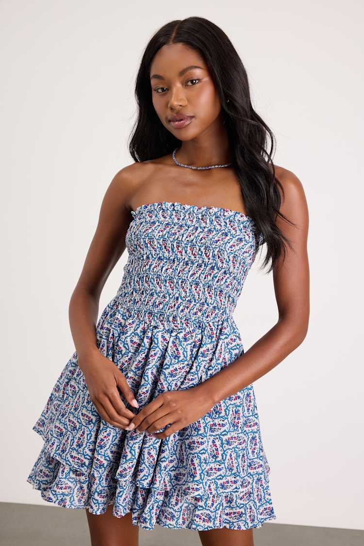 Carson Ivory and Blue Geometric Print Smocked Mini Dress Carson Ivory and Blue Geometric Print Smocked Mini Dress