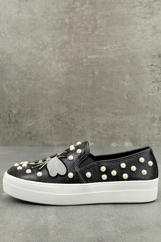 Steve Madden Polly Black Multi Embroidered Slip-On Sneakers 1