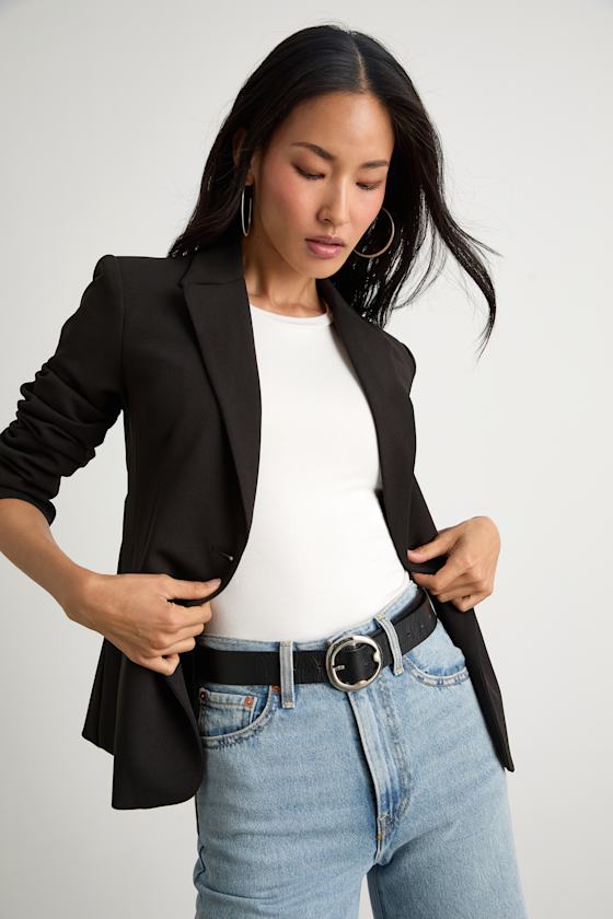 Hartlyn Black Fitted Blazer 1