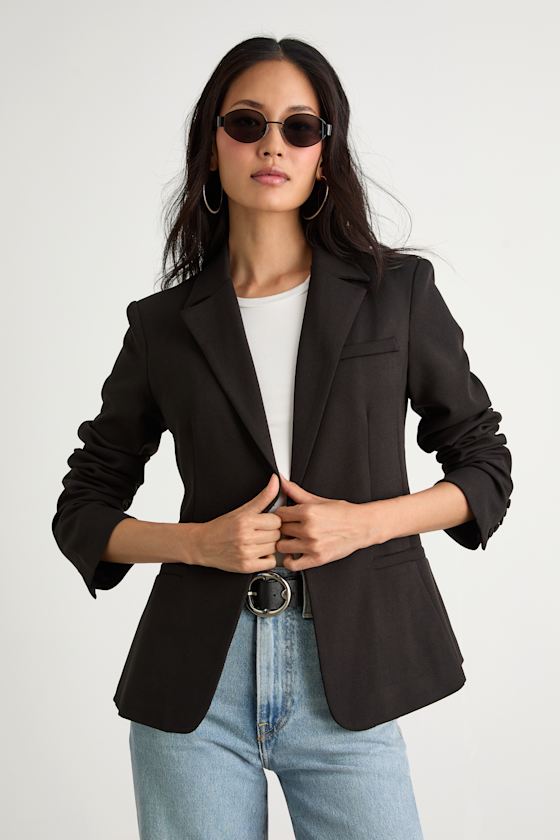 Hartlyn Black Fitted Blazer 2