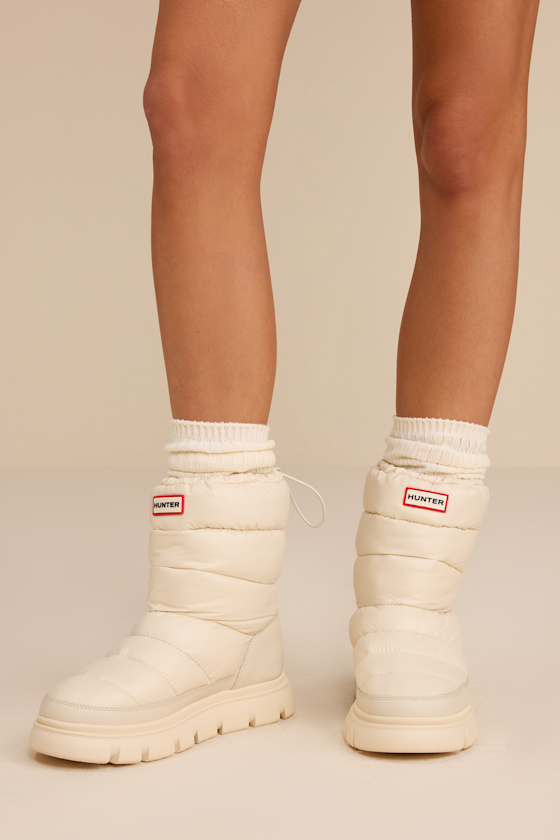靴 HUNTER In Out Puffer Lace-Up Boots White Hunter Maribel - Ivory Waterproof Boots - Mid-Calf Puffer Boots