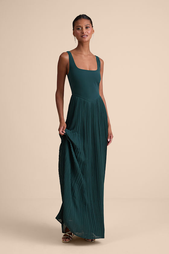Naroah Emerald Green Scoop Neck Pleated Maxi Dress 2