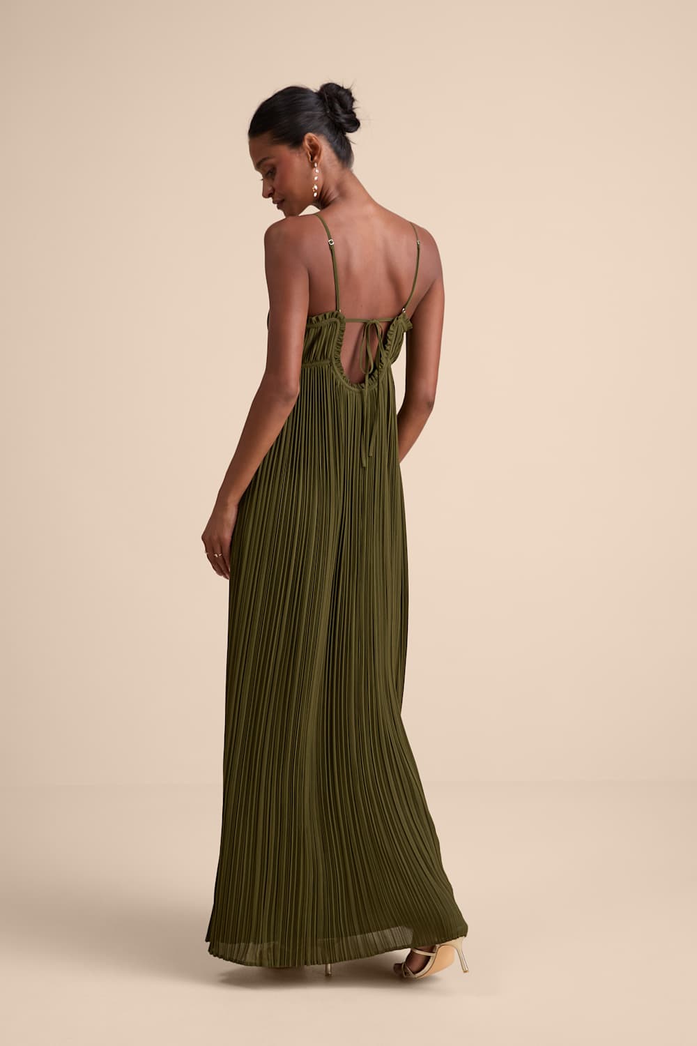 Cute Dresses, Tops, Shoes & Clothing for Women