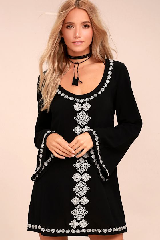 Manzanillo Black Embroidered Long Sleeve Shift Dress 1