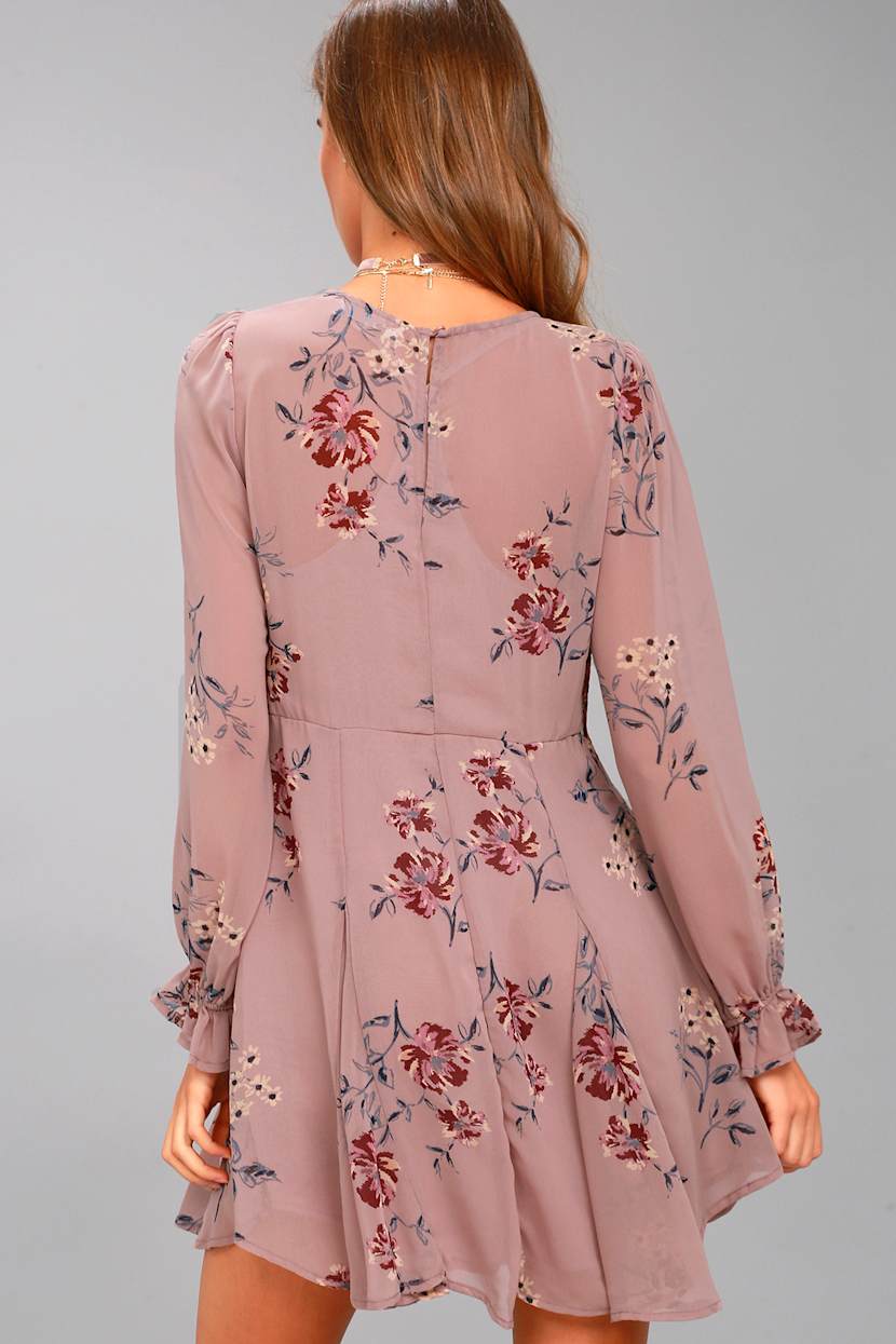 astr the label floral print long sleeve dress ASTR the Label | Elyse Satin Floral Midi Dress in Wine Floral