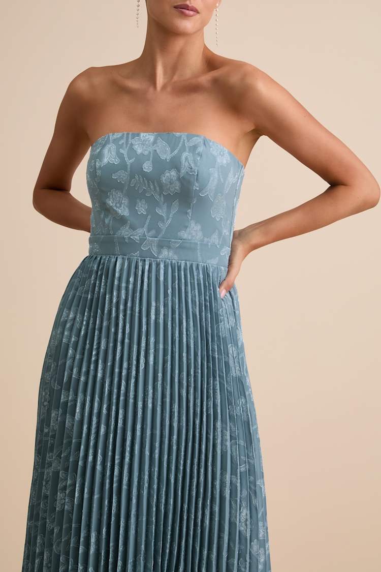 Cute Dresses, Tops, Shoes & Clothing for Women