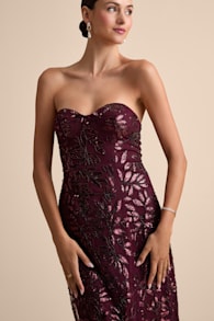 Beyza Burgundy Sequin Beaded Strapless Midi Dress 3