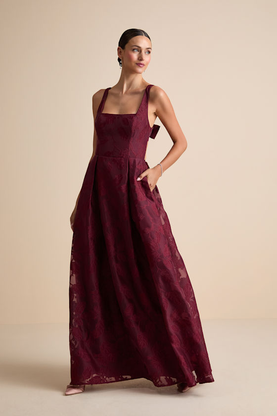 Perfected Aura Red Jacquard Tie-Back Maxi Dress with Pockets 1