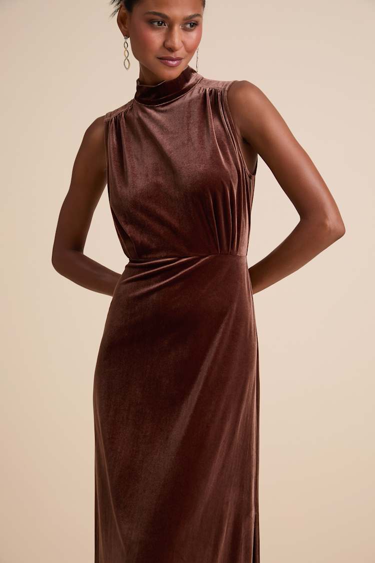 Cute Dresses, Tops, Shoes & Clothing for Women