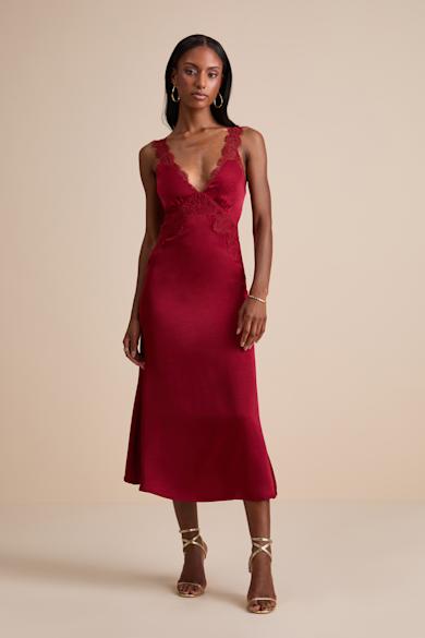 green emerald velvet dress Women's Radiant Reverie Red Linen Midi Dress | Size: L main image 0