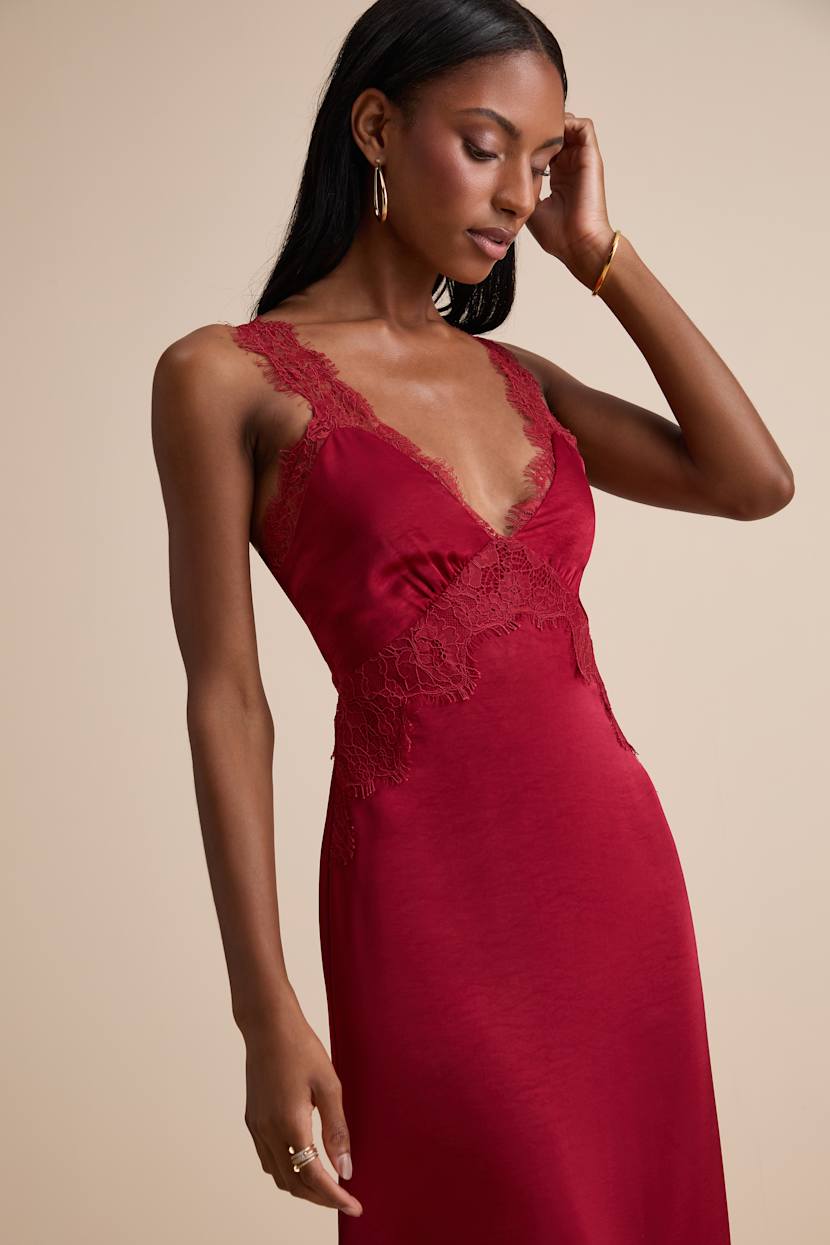 chinese dress ladies Sequin Sweetheart Satin Lace Up Back Bodycon Dress Missy / 14 / Wine main image 1