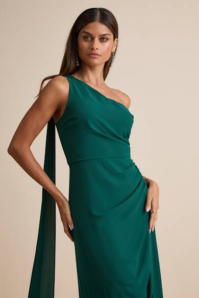 green colour party dress Color Wear Gown With Embroidery Work and Heavy Dupatta The prom dresses are fully lined Green Cocktail Party Dresses for