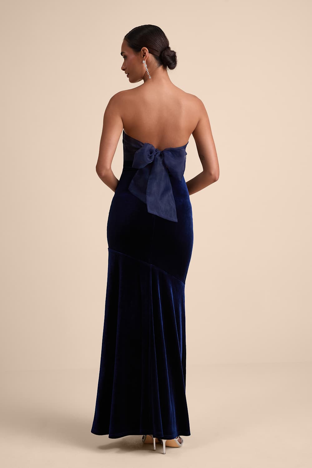 Mesmerizing Elegance Navy Velvet Strapless Backless Maxi Dress