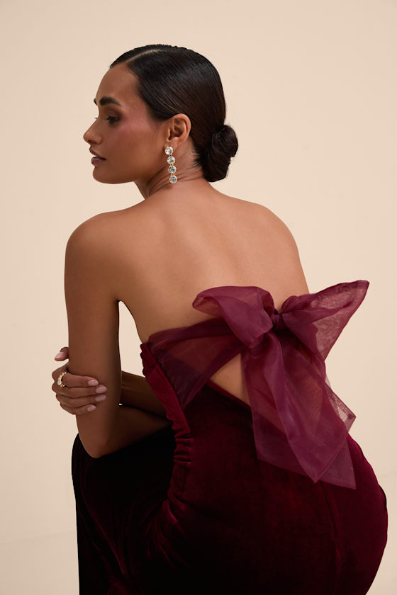 Mesmerizing Elegance Red Velvet Back Bow Maxi Dress - thumbnail 3