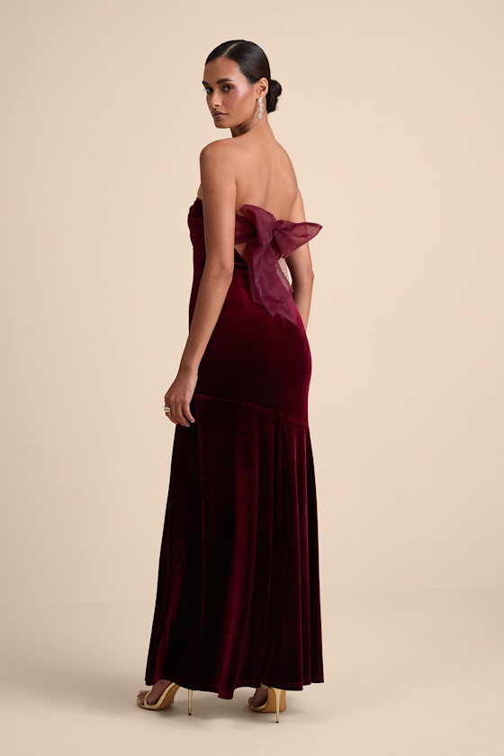 Mesmerizing Elegance Red Velvet Back Bow Maxi Dress - thumbnail 4