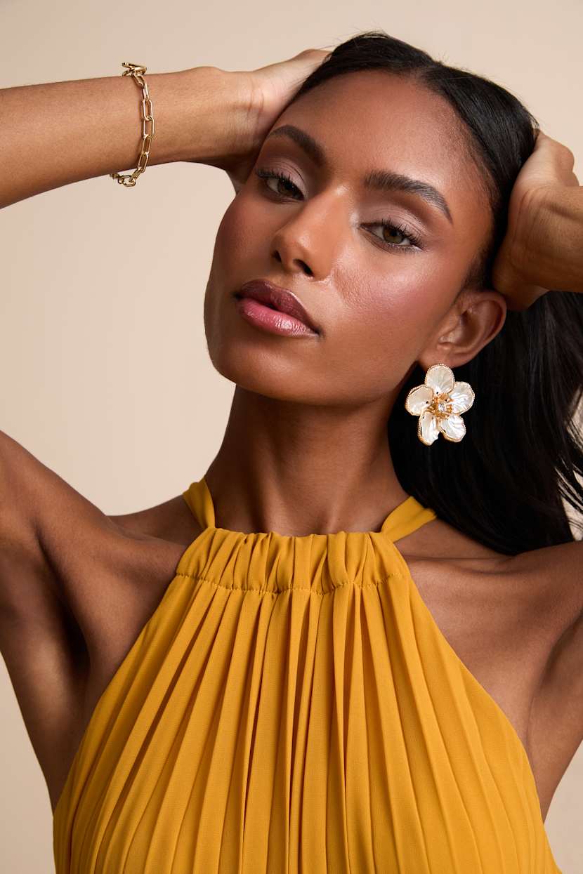Cute Dresses, Tops, Shoes & Clothing for Women
